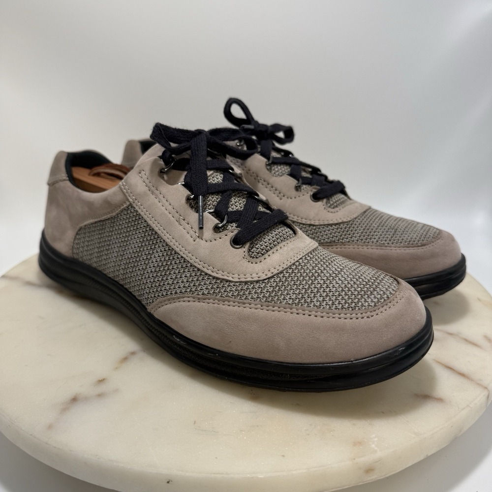 SAS Women's Sporty Lux Walking Shoes 9M Taupe Lace Up USA Made EUC Comfort